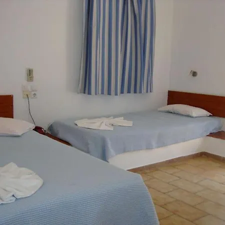 Hotel Minoa 2*